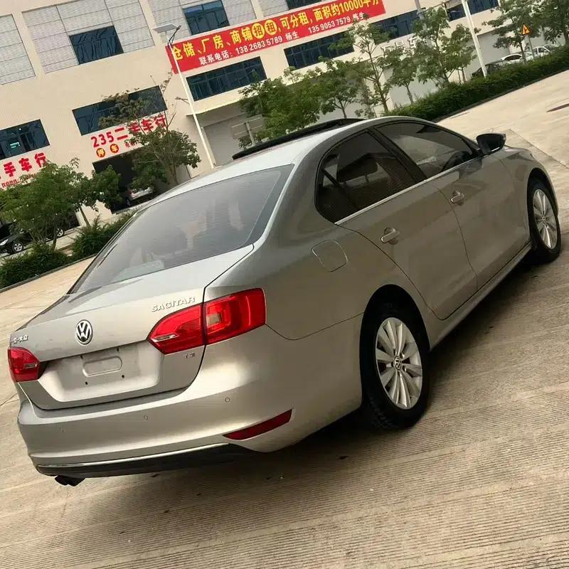 2014 Volkswagen Sagitar 1.4TSI Manual Deluxe Edition — миниатюра 5