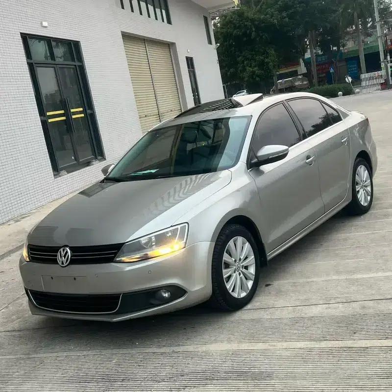 2014 Volkswagen Sagitar 1.4TSI Manual Deluxe Edition — миниатюра 6