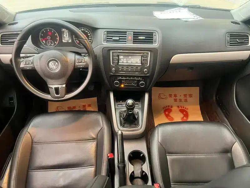 2014 Volkswagen Sagitar 1.4TSI Manual Deluxe Edition — миниатюра 8