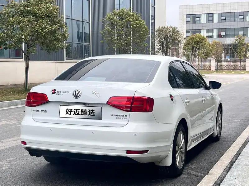 2015 Volkswagen Sagitar 230TSI Automatic Comfort Model — миниатюра 6