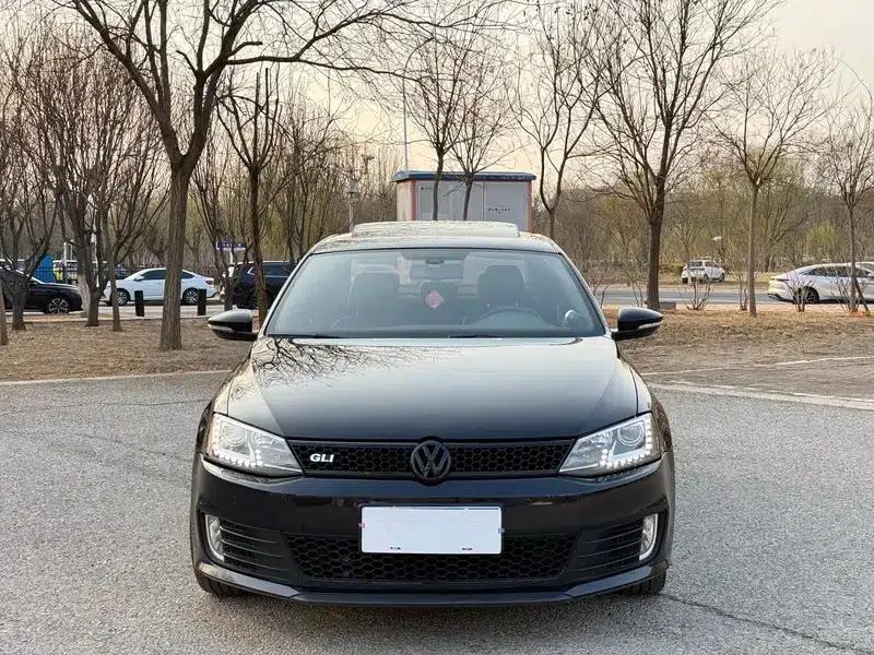 2013 Volkswagen Sagitar 2.0TSI GLI — миниатюра 2