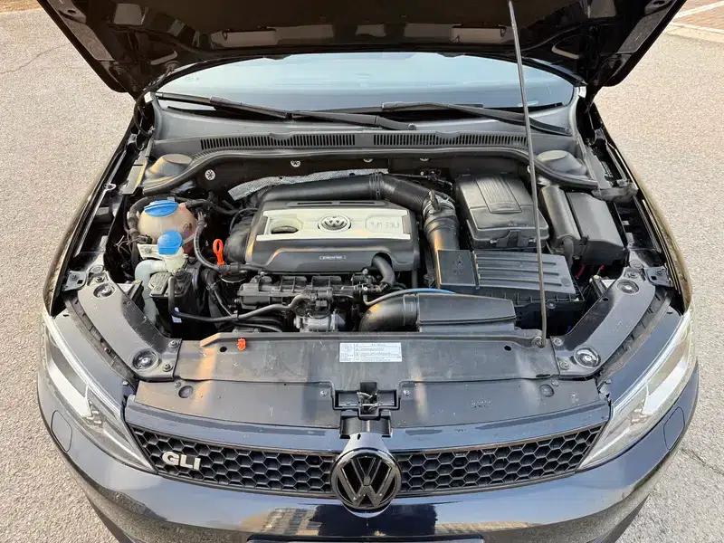 2013 Volkswagen Sagitar 2.0TSI GLI — миниатюра 5