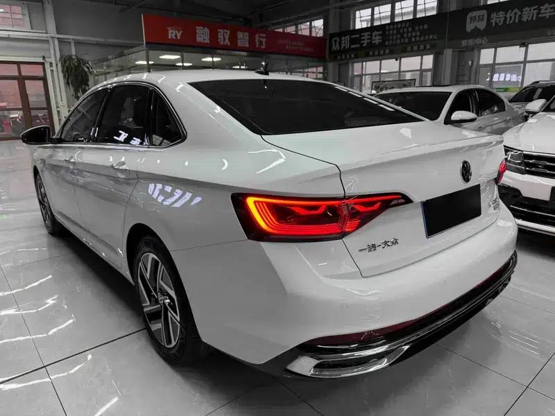 2023 Volkswagen Sagitar 280TSI DSG Super Edition — миниатюра 4