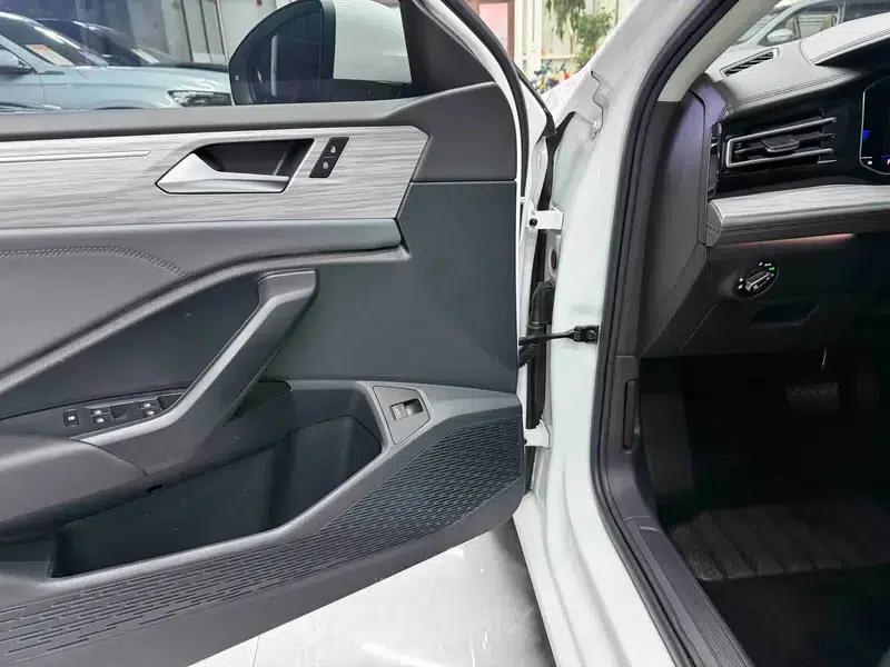 2023 Volkswagen Sagitar 280TSI DSG Super Edition — миниатюра 7