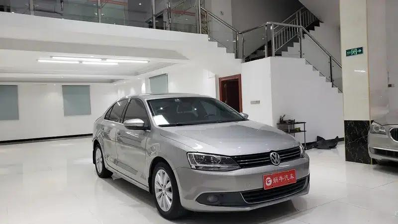 2014 Volkswagen Sagitar 1.6L Automatic Comfort Model — миниатюра 3