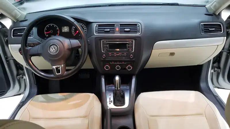 2014 Volkswagen Sagitar 1.6L Automatic Comfort Model — миниатюра 9