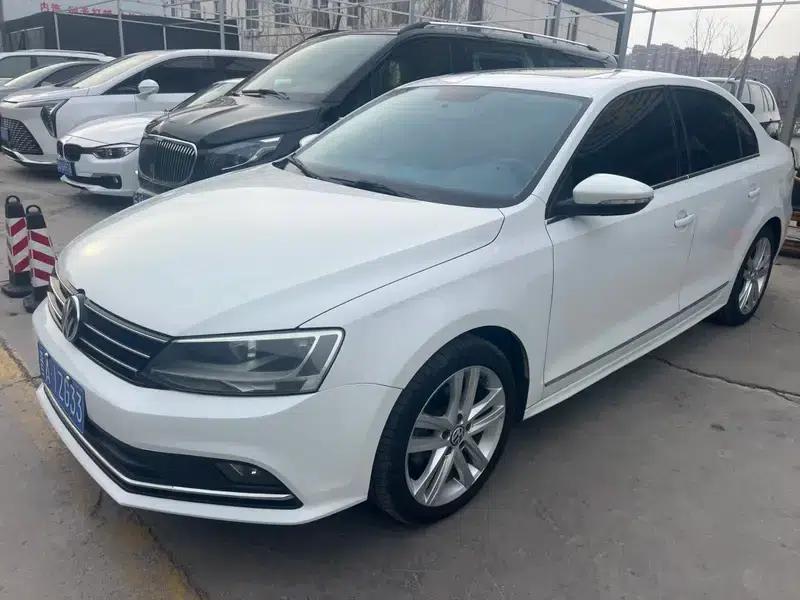 2015 Volkswagen Sagitar 230TSI Automatic Comfort Model — миниатюра 1