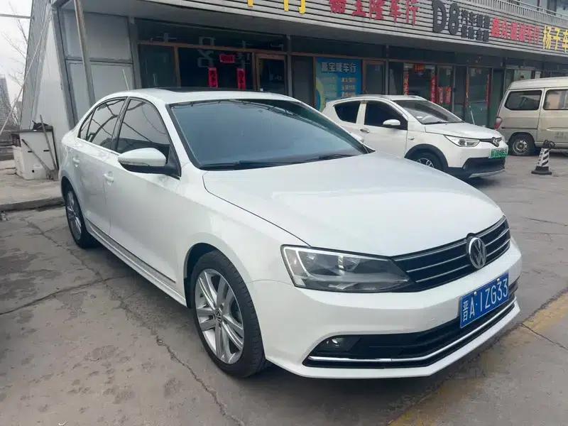 2015 Volkswagen Sagitar 230TSI Automatic Comfort Model — миниатюра 3