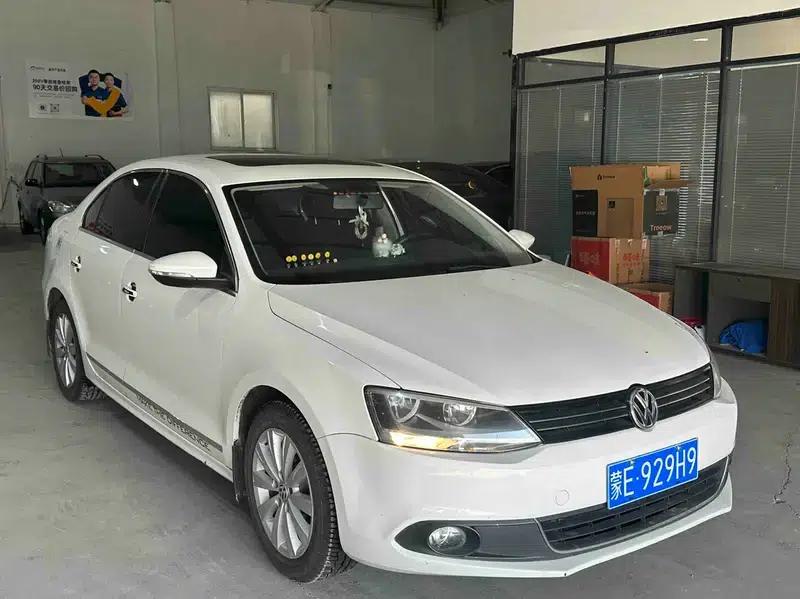 2014 Volkswagen Sagitar 1.6L Manual Comfort Edition — миниатюра 3