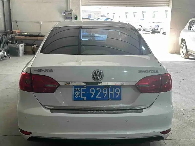 2014 Volkswagen Sagitar 1.6L Manual Comfort Edition — миниатюра 5
