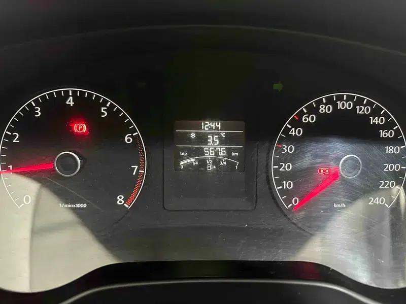 2014 Volkswagen Sagitar 1.6L Manual Comfort Edition — миниатюра 8