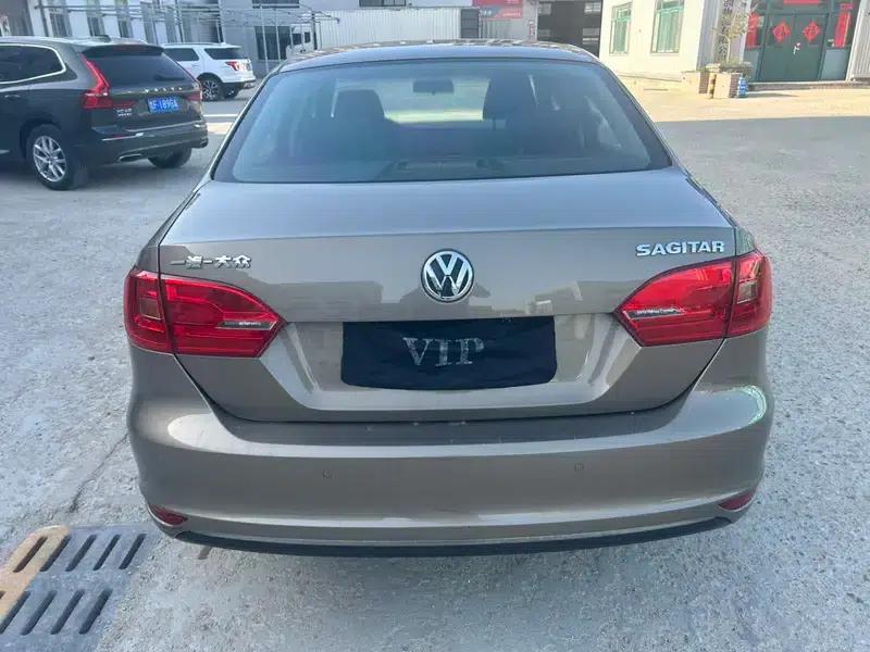 2014 Volkswagen Sagitar 1.6L Automatic Fashion Edition — миниатюра 5