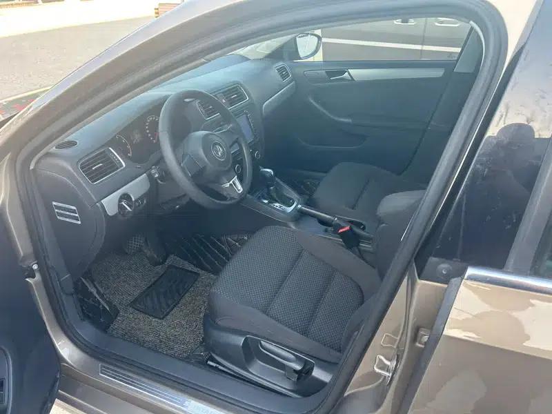 2014 Volkswagen Sagitar 1.6L Automatic Fashion Edition — миниатюра 8