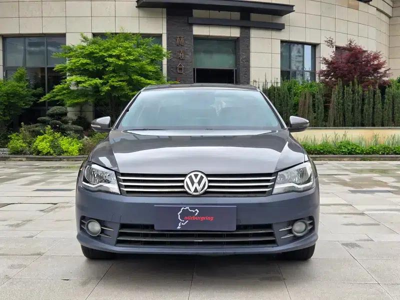 2013 Volkswagen Bora 1.6L Manual Comfort Model — миниатюра 2