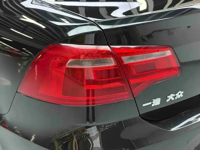 2014 Volkswagen Bora 1.6L Automatic Fashion Edition — миниатюра 12