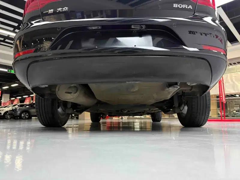 2014 Volkswagen Bora 1.6L Automatic Fashion Edition — миниатюра 13