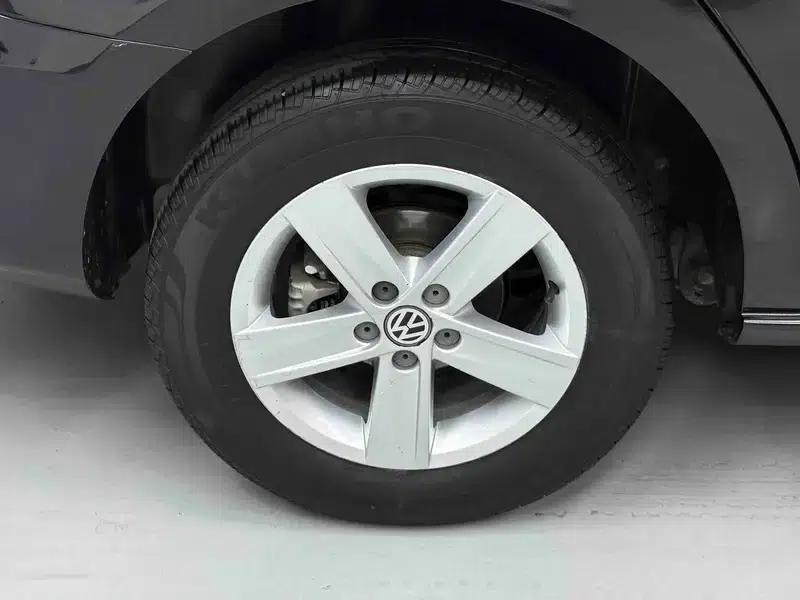 2014 Volkswagen Bora 1.6L Automatic Fashion Edition — миниатюра 18