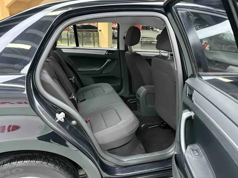 2014 Volkswagen Bora 1.6L Automatic Fashion Edition — миниатюра 35