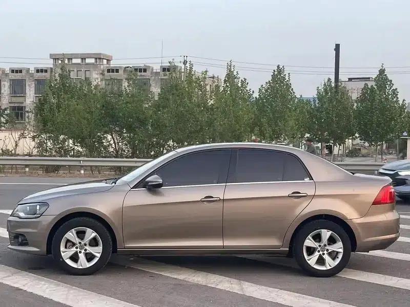 2014 Volkswagen Bora 1.4TSI Manual Comfort Model — миниатюра 3