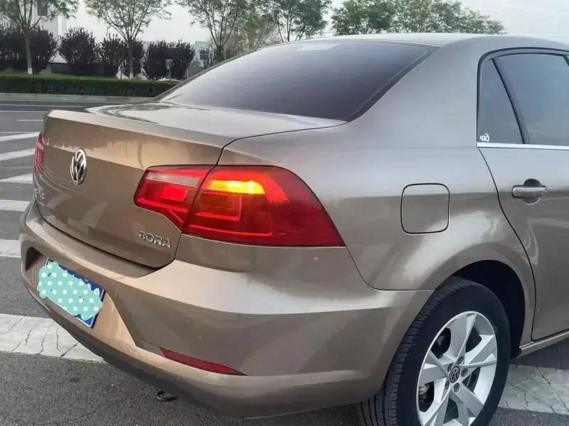 2014 Volkswagen Bora 1.4TSI Manual Comfort Model — миниатюра 6
