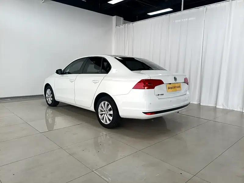 2019 Volkswagen Bora Legend 1.5L Automatic Fashion Model (China VI Emission Standard) — миниатюра 5