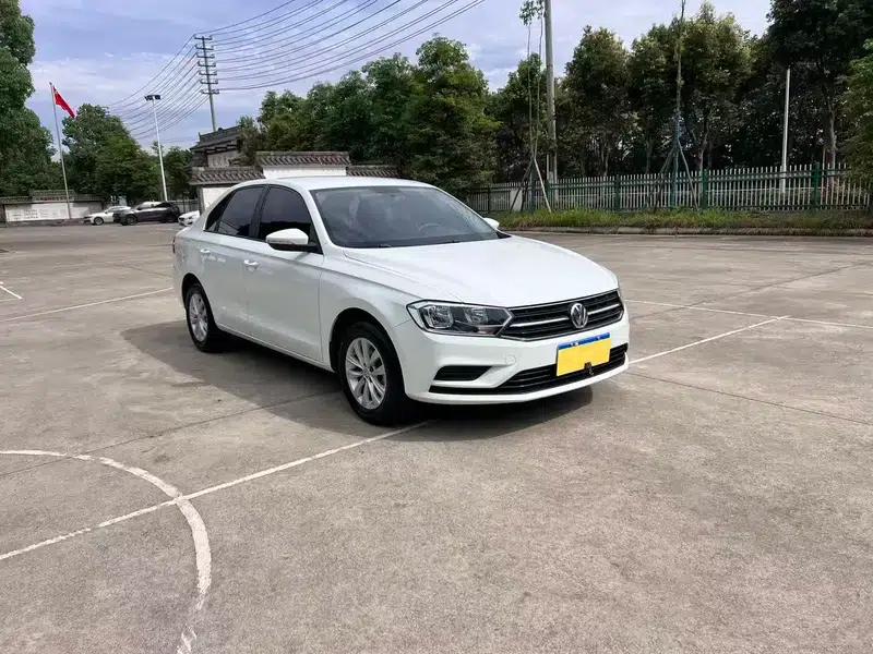 2016 Volkswagen Bora 1.6L Automatic Fashion Edition — миниатюра 3