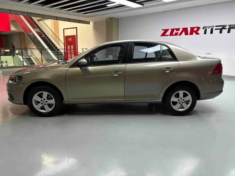 2014 Volkswagen Bora 1.6L Automatic Fashion Edition — миниатюра 4