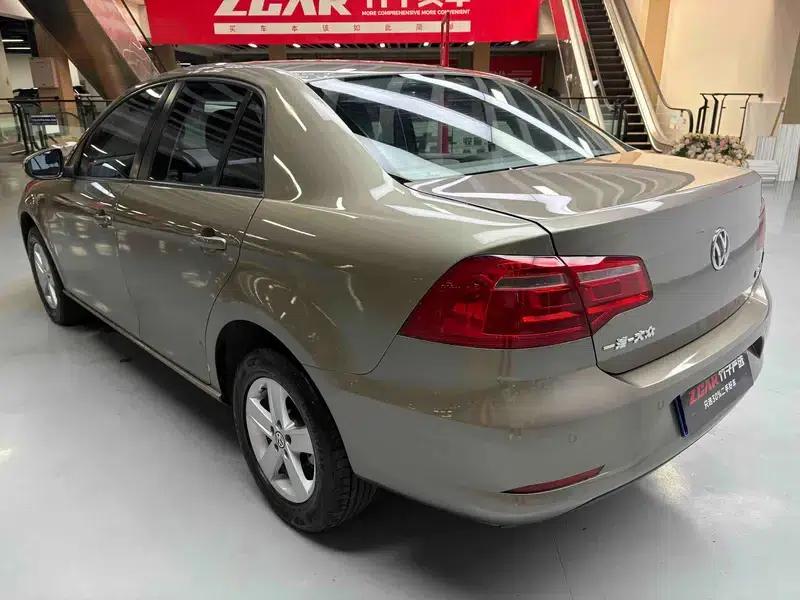 2014 Volkswagen Bora 1.6L Automatic Fashion Edition — миниатюра 5