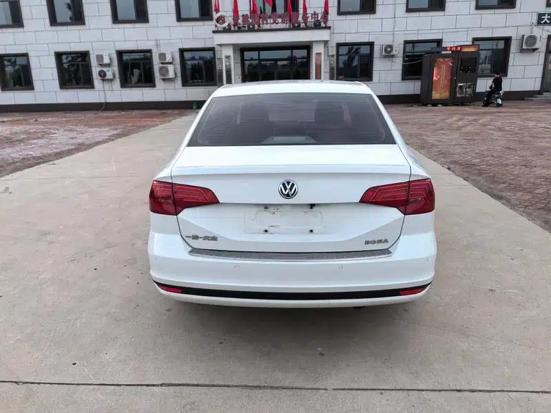 2018 Volkswagen Bora 1.5L Manual Fashion Edition — миниатюра 5