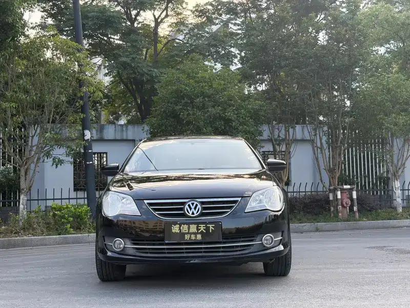 2011 Volkswagen Bora 1.4T Automatic Luxury Edition — миниатюра 2