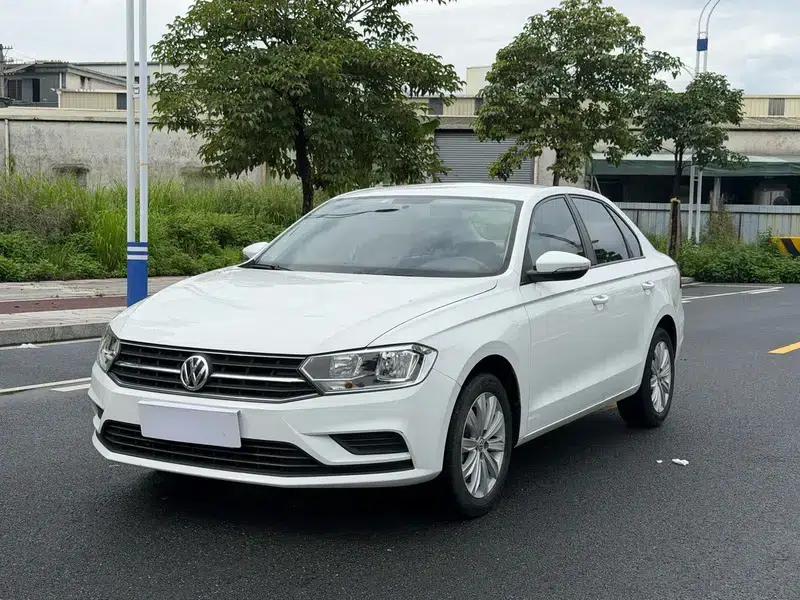2019 Volkswagen Bora Legend 1.5L Automatic Fashion Model (China VI Emission Standard) — миниатюра 1