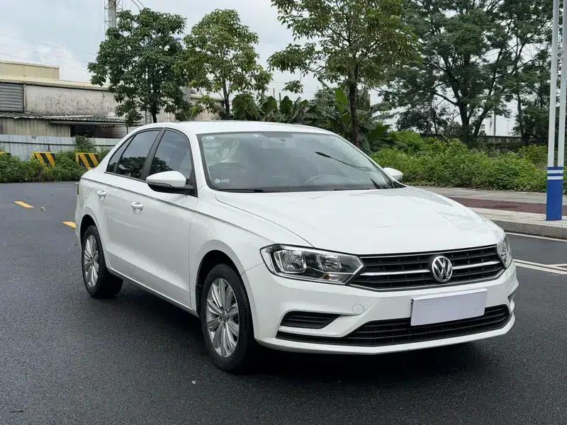2019 Volkswagen Bora Legend 1.5L Automatic Fashion Model (China VI Emission Standard) — миниатюра 3