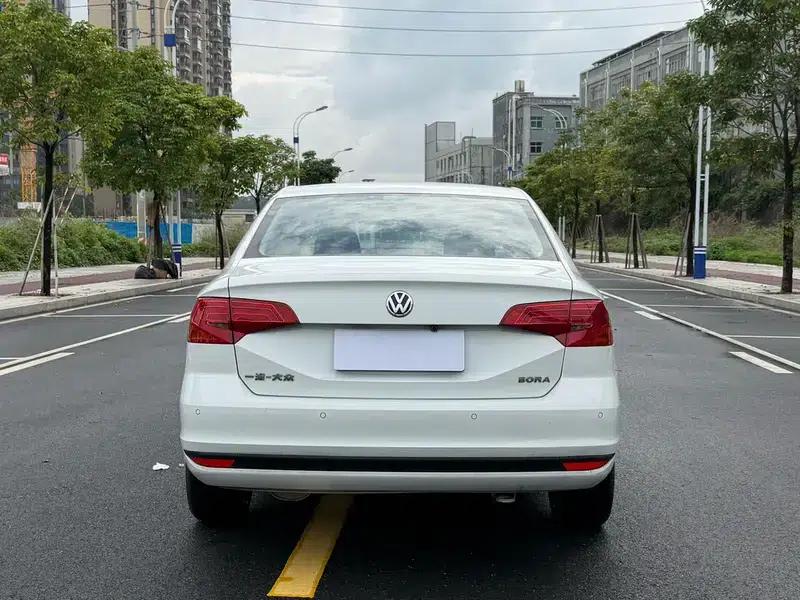 2019 Volkswagen Bora Legend 1.5L Automatic Fashion Model (China VI Emission Standard) — миниатюра 5