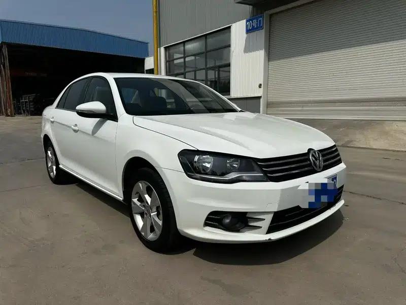 2015 Volkswagen Bora Value Edition 1.6L Automatic Comfort Model — миниатюра 3