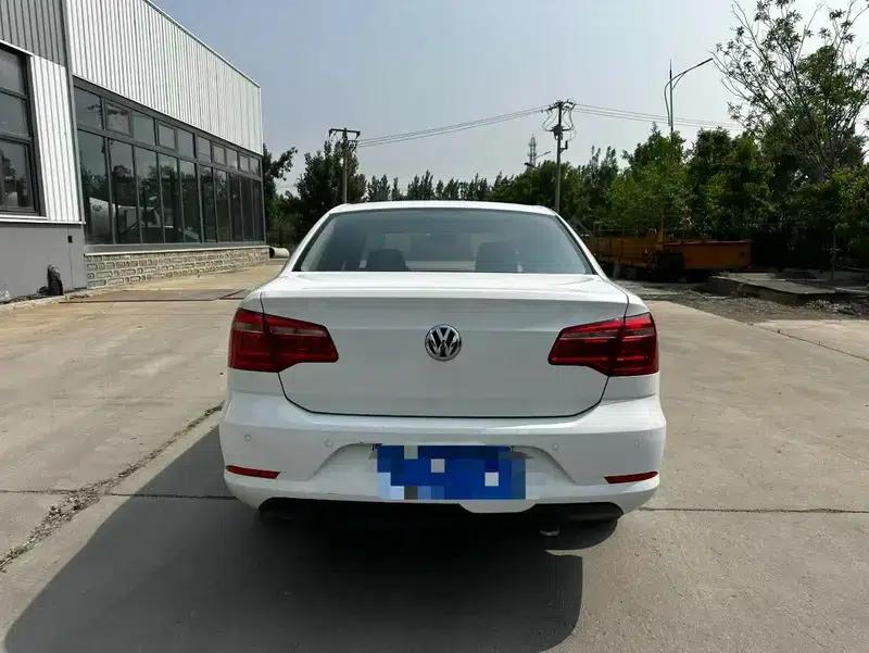2015 Volkswagen Bora Value Edition 1.6L Automatic Comfort Model — миниатюра 6