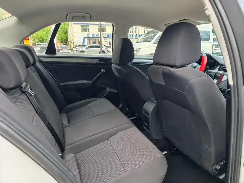 2017 Volkswagen Bora 1.6L Automatic Comfort Model — миниатюра 9