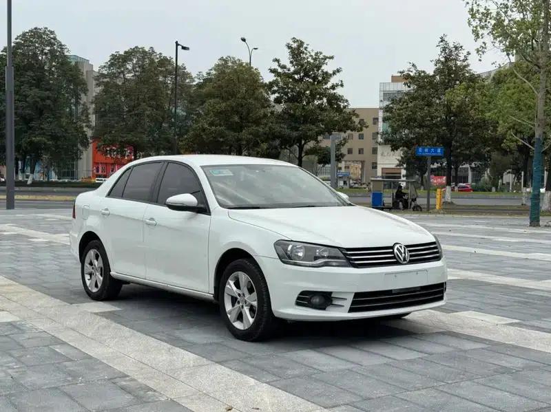2015 Volkswagen Bora Value Edition 1.6L Manual Fashion Model — миниатюра 3