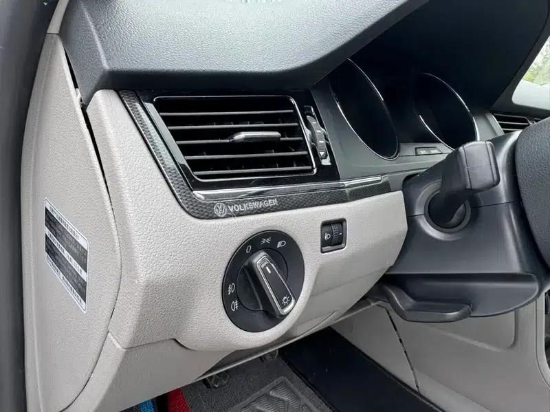 2015 Volkswagen Bora Value Edition 1.6L Manual Fashion Model — миниатюра 23