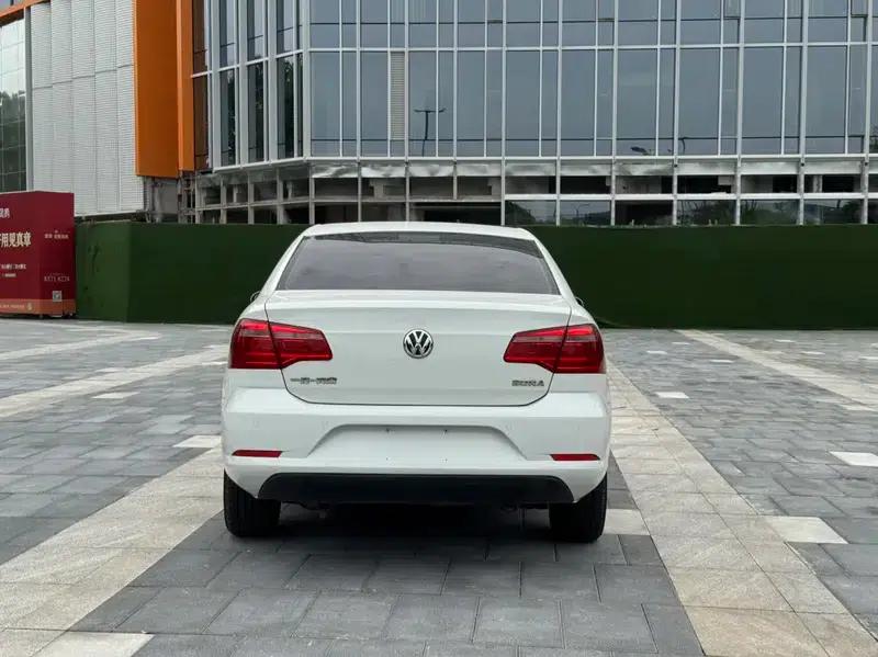 2015 Volkswagen Bora Value Edition 1.6L Manual Fashion Model — миниатюра 6