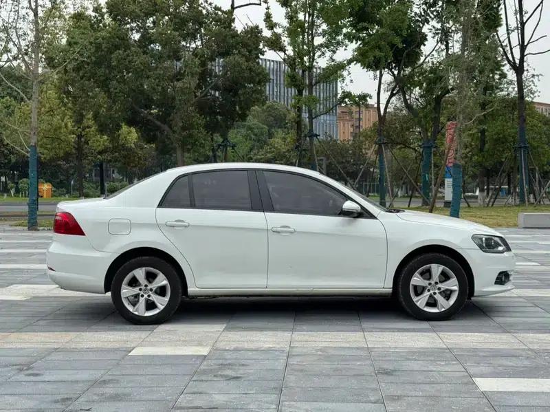 2015 Volkswagen Bora Value Edition 1.6L Manual Fashion Model — миниатюра 8