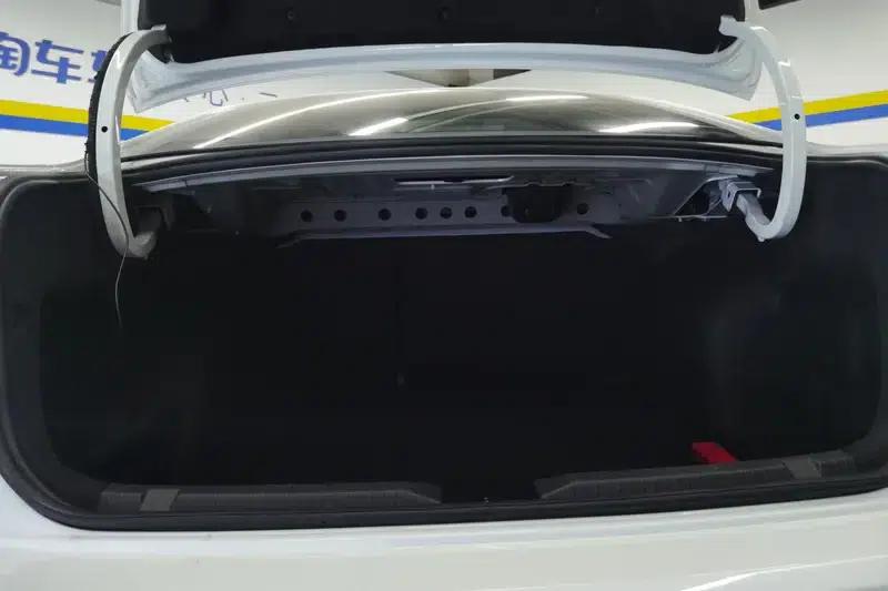 2020 Volkswagen Bora 1.5L Automatic Fashion Edition — миниатюра 17