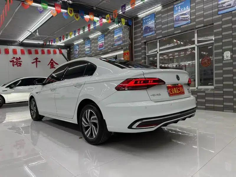 2023 Volkswagen Bora 200TSI DSG Smart PRO Edition — миниатюра 4