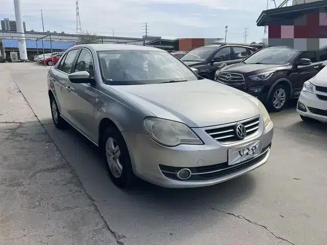 2011 Volkswagen Bora 1.6L Automatic Fashion Edition — миниатюра 3