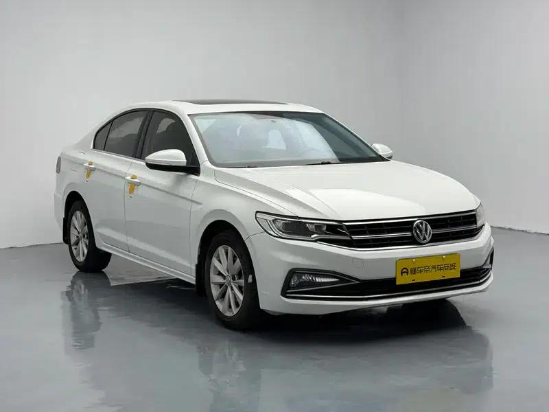 2020 Volkswagen Bora 1.5L Automatic Comfort Model — миниатюра 3