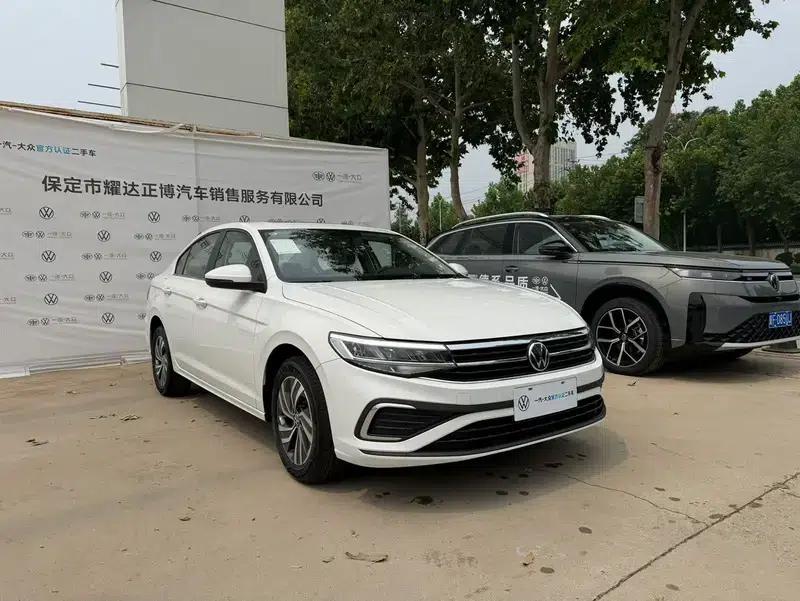 2025 Volkswagen Bora 200TSI DSG Joyful Navigation Edition — миниатюра 3