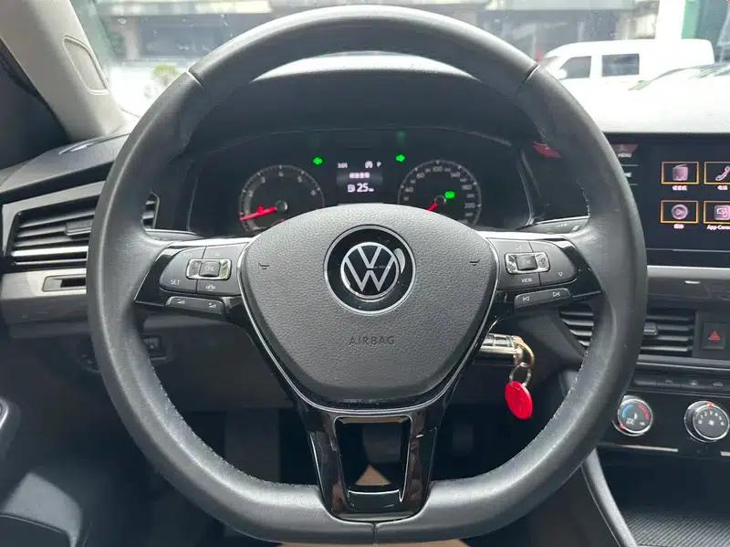 2021 Volkswagen Bora 1.5L Automatic Comfort Smart Connect Edition — миниатюра 19