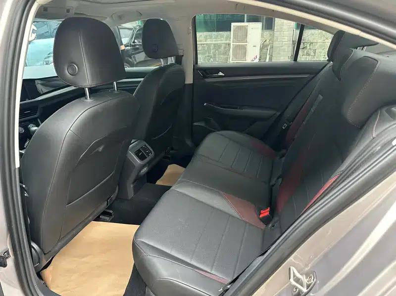2021 Volkswagen Bora 1.5L Automatic Comfort Smart Connect Edition — миниатюра 23
