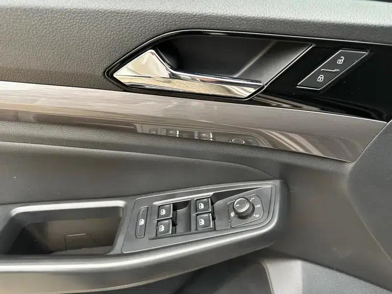 2021 Volkswagen Bora 1.5L Automatic Comfort Smart Connect Edition — миниатюра 24