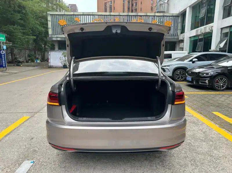 2021 Volkswagen Bora 1.5L Automatic Comfort Smart Connect Edition — миниатюра 25