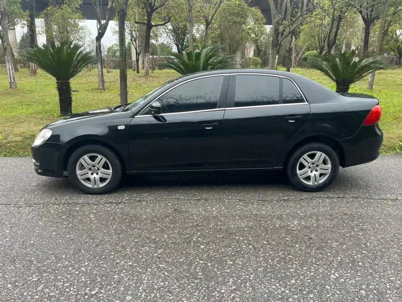 2011 Volkswagen Bora 1.6L Automatic Fashion Edition — миниатюра 4